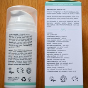 Pai Cleanser back of bottle and ingredients